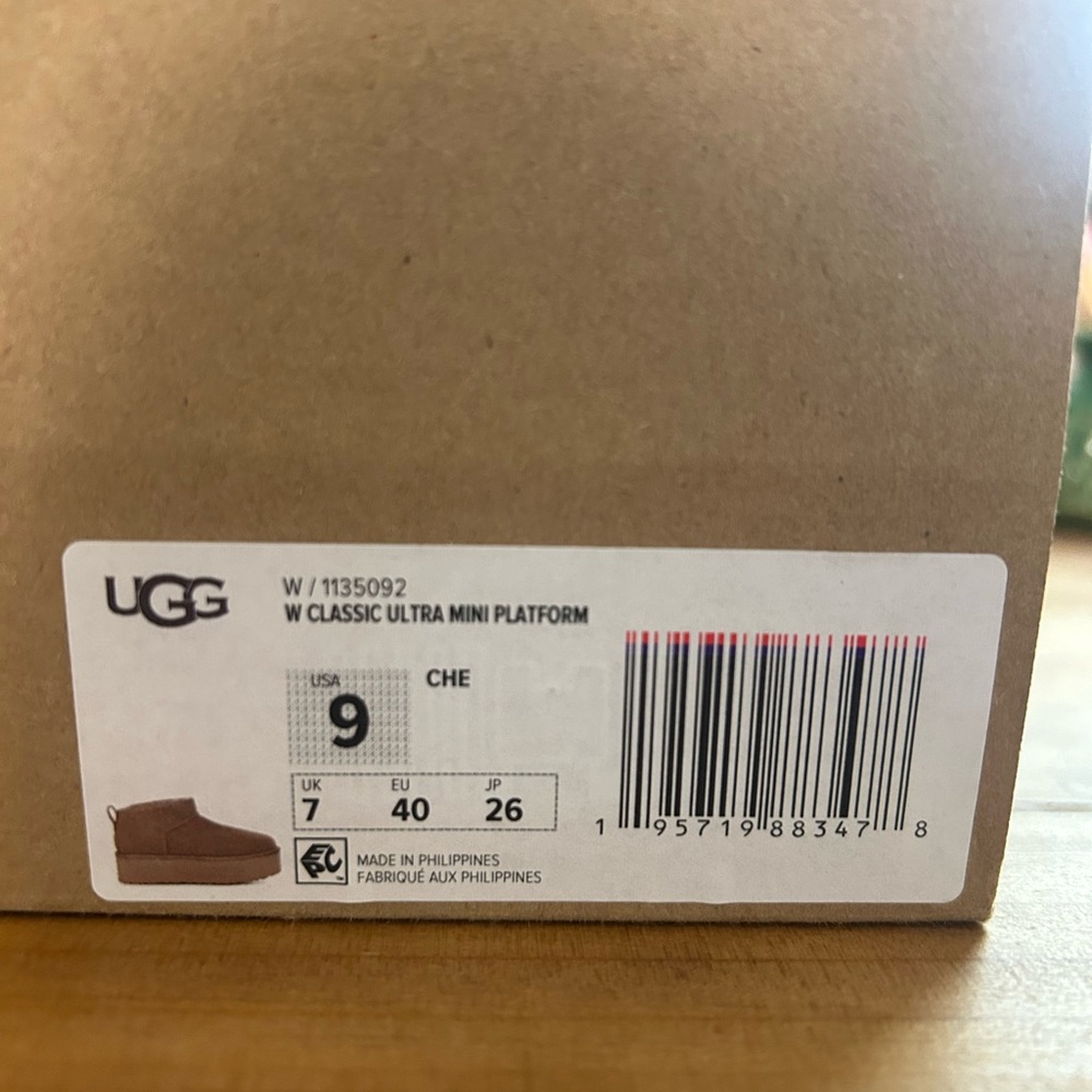 UGG Classic Ultra Mini Platform in Chestnut - Picture 3 of 8